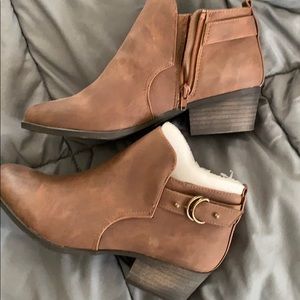 Brown Ankle Boots Size 7.5 Madden Girl